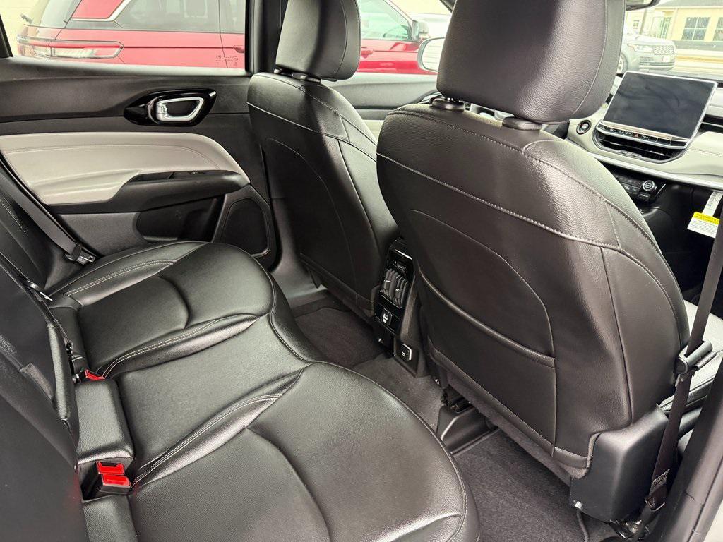 new 2025 Jeep Compass car, priced at $28,988