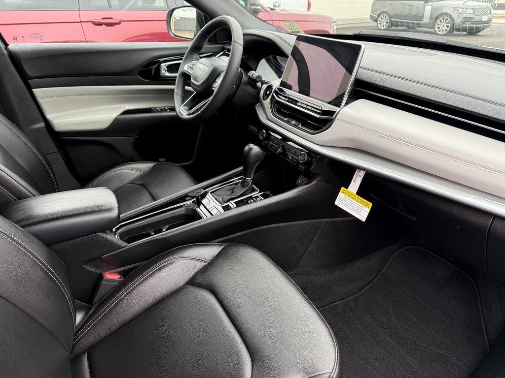 new 2025 Jeep Compass car, priced at $28,988