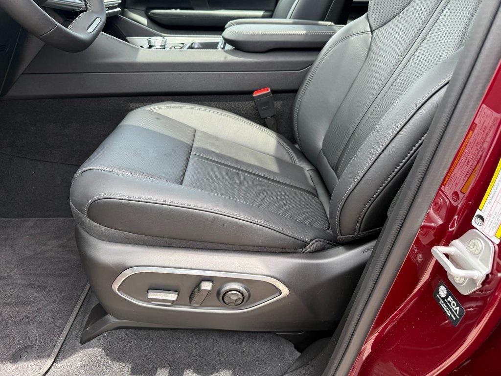 new 2025 Jeep Wagoneer car, priced at $70,887