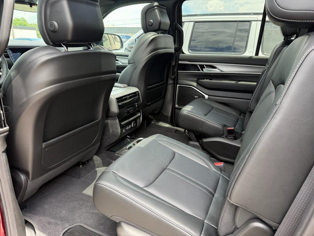 new 2025 Jeep Wagoneer car, priced at $70,887