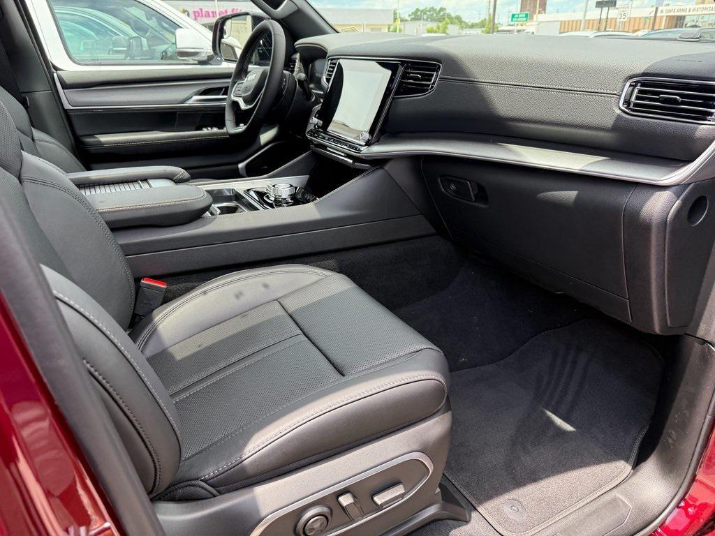new 2025 Jeep Wagoneer car, priced at $70,887