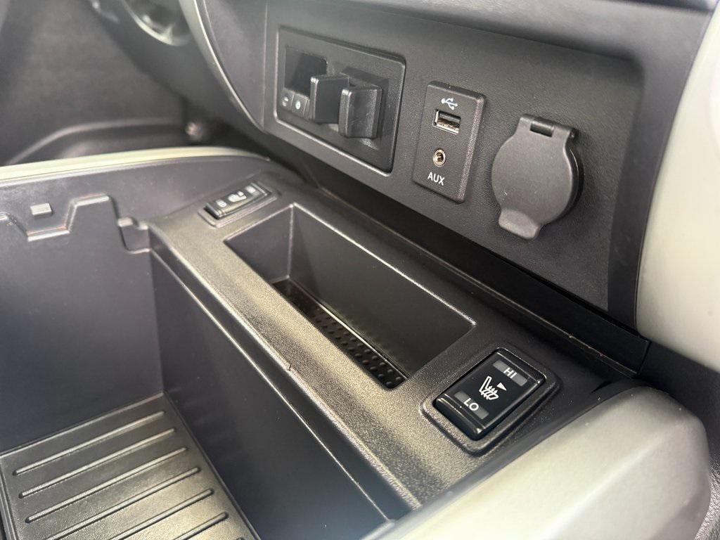 used 2018 Nissan Titan car, priced at $23,446