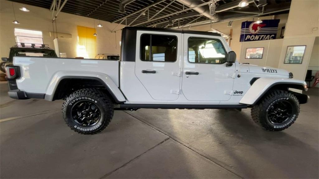 new 2023 Jeep Gladiator car, priced at $52,794