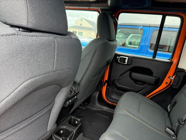 new 2025 Jeep Wrangler car, priced at $46,887