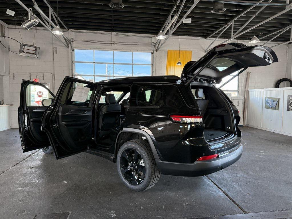 new 2025 Jeep Grand Cherokee L car, priced at $51,887