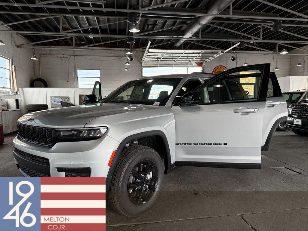 new 2025 Jeep Grand Cherokee L car, priced at $39,778