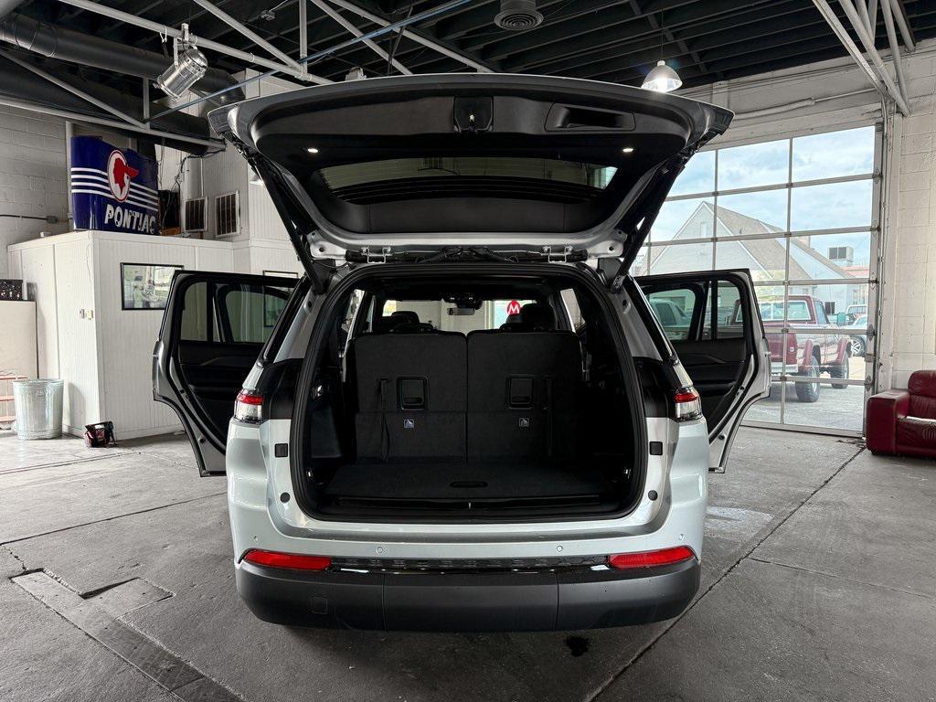 new 2025 Jeep Grand Cherokee L car, priced at $41,887