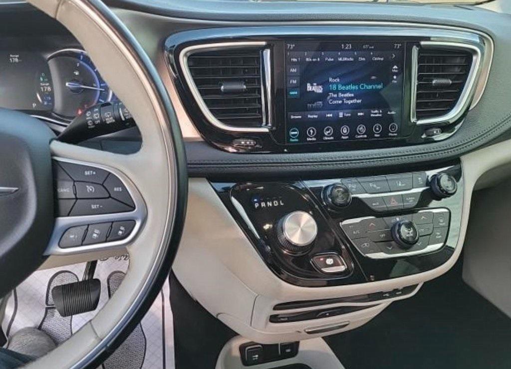 used 2018 Chrysler Pacifica Hybrid car, priced at $15,900