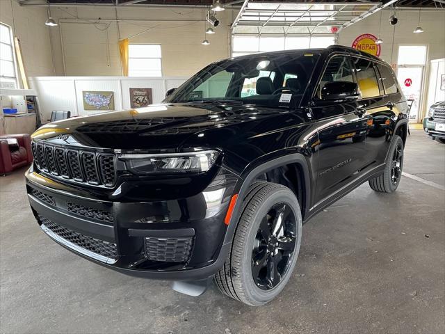 new 2024 Jeep Grand Cherokee L car, priced at $42,278