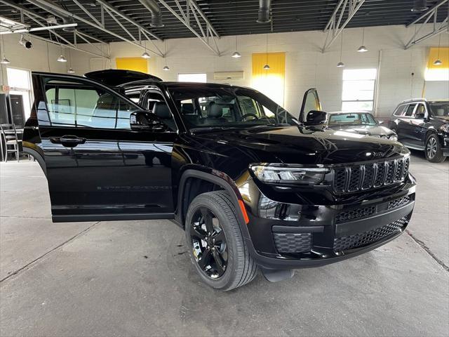 new 2024 Jeep Grand Cherokee L car, priced at $42,278