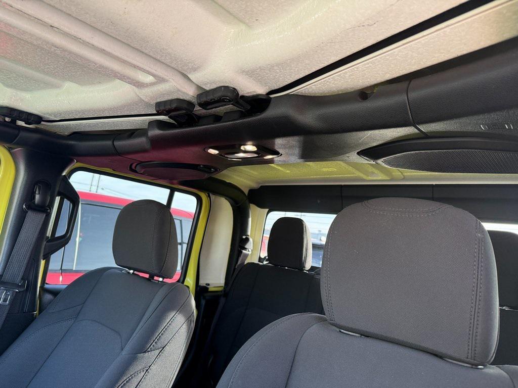 used 2023 Jeep Gladiator car, priced at $25,646