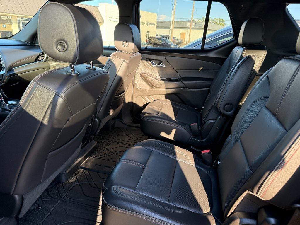used 2022 Chevrolet Traverse car, priced at $26,846