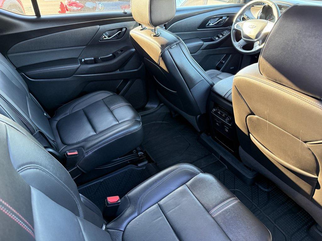 used 2022 Chevrolet Traverse car, priced at $26,846