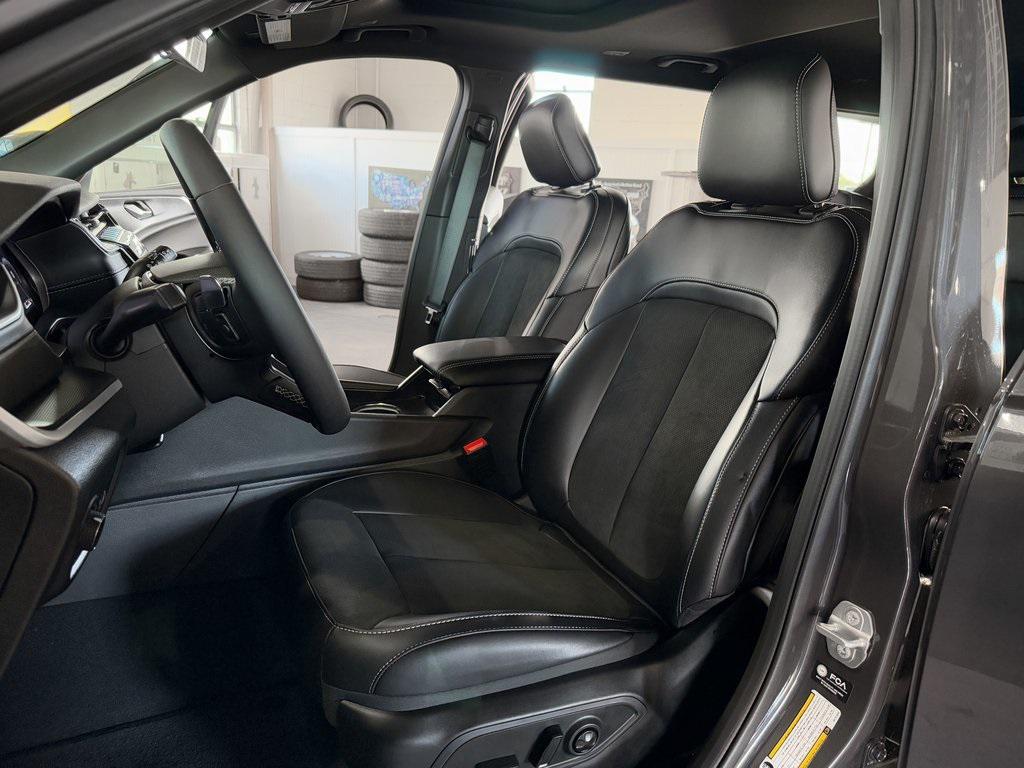 new 2025 Jeep Grand Cherokee L car, priced at $40,998