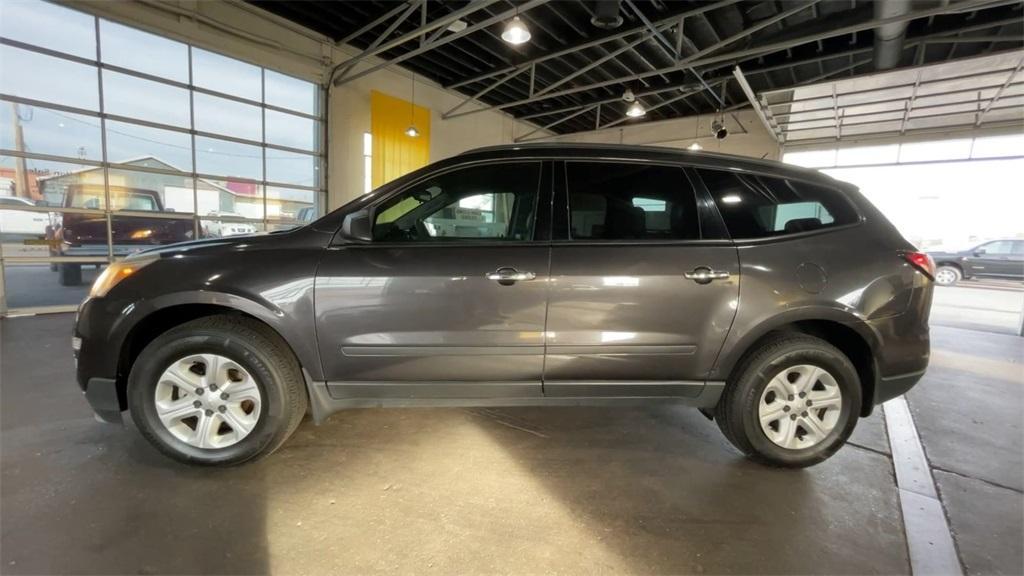 used 2014 Chevrolet Traverse car, priced at $8,496