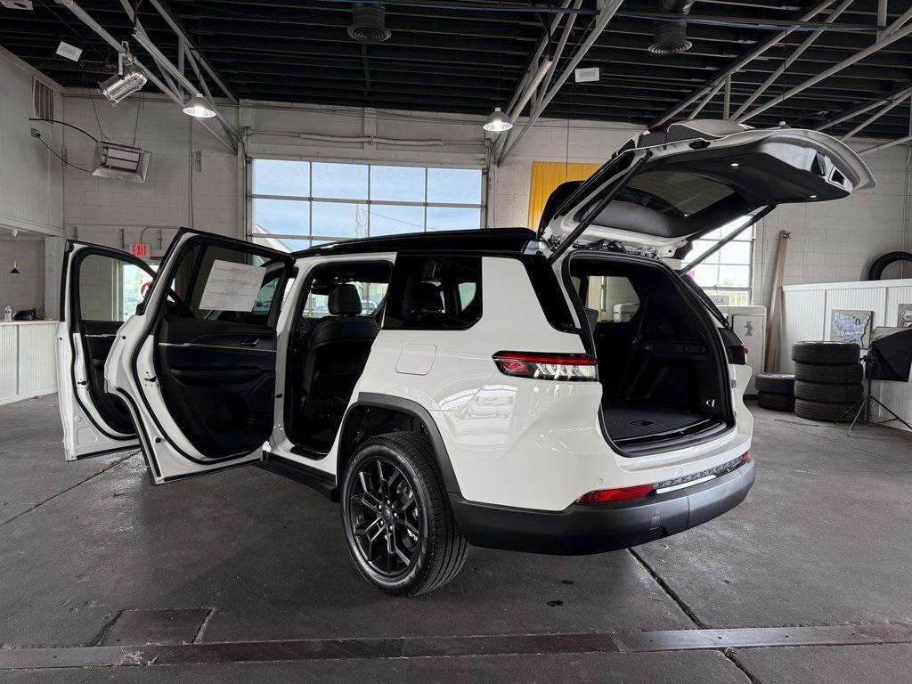 new 2025 Jeep Grand Cherokee L car, priced at $49,887