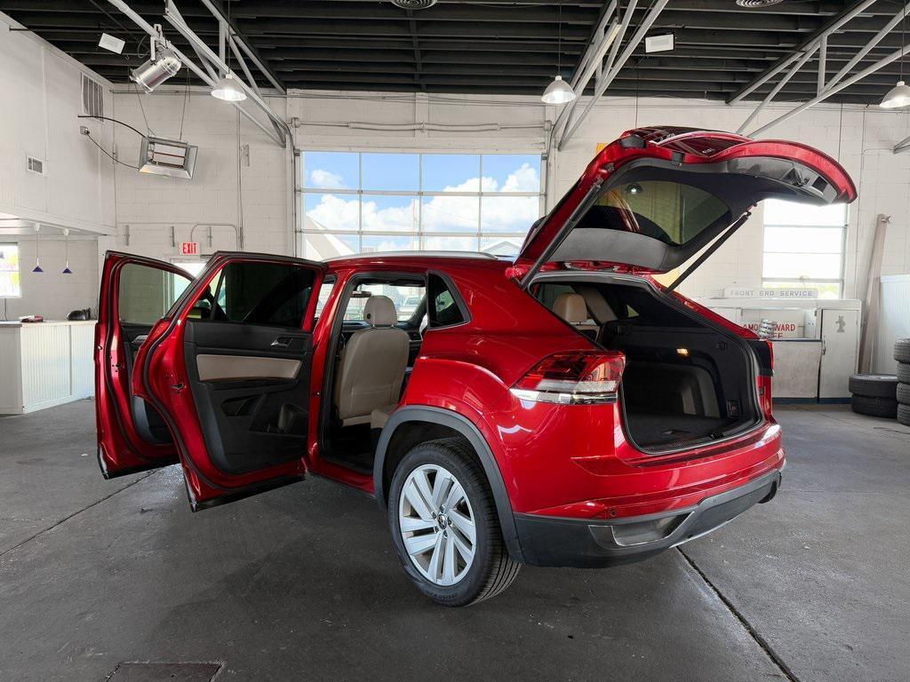 used 2020 Volkswagen Atlas Cross Sport car, priced at $18,500