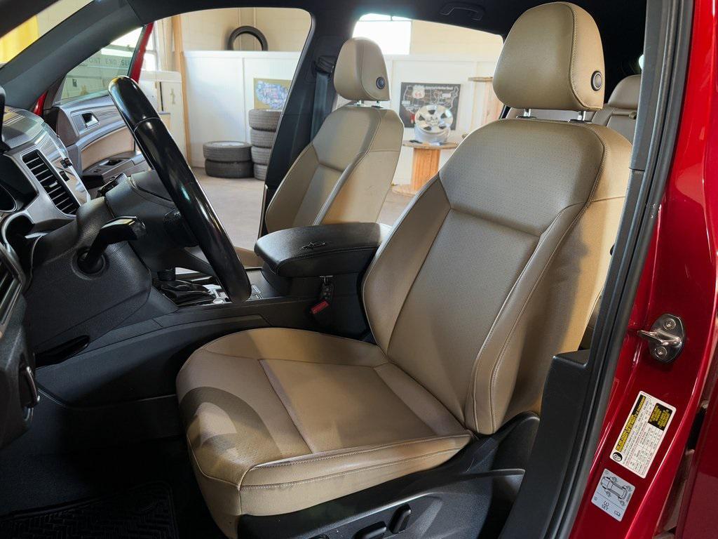 used 2020 Volkswagen Atlas Cross Sport car, priced at $18,500