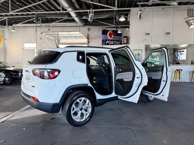 new 2025 Jeep Compass car, priced at $25,887