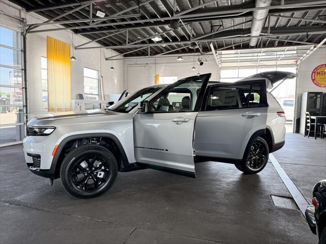 new 2025 Jeep Grand Cherokee L car, priced at $43,377