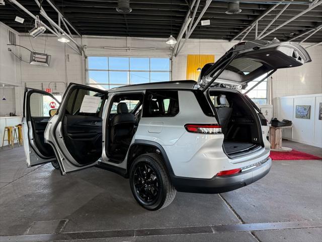 new 2025 Jeep Grand Cherokee L car, priced at $43,377