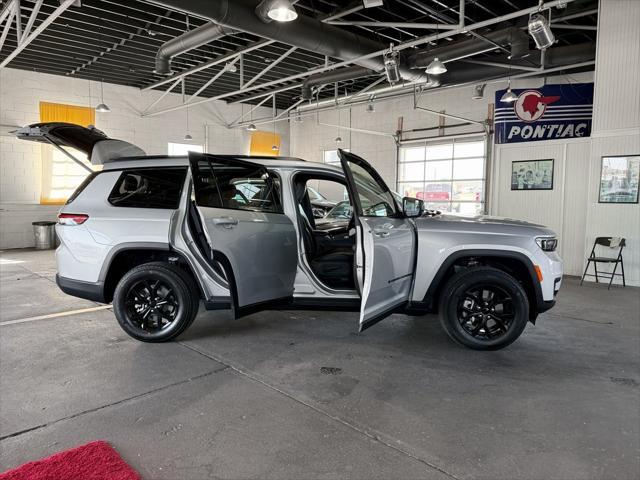 new 2025 Jeep Grand Cherokee L car, priced at $43,377