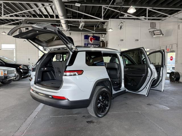 new 2025 Jeep Grand Cherokee L car, priced at $43,377