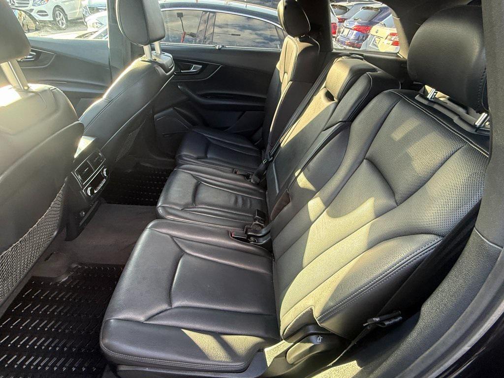 used 2019 Audi Q7 car, priced at $17,746
