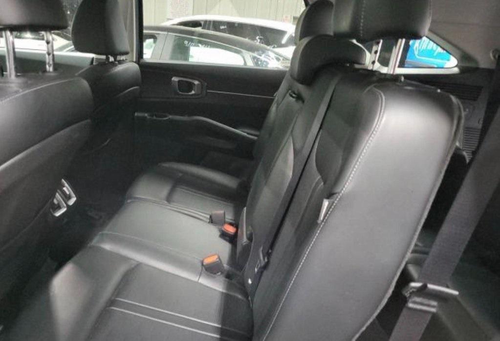 used 2024 Kia Sorento car, priced at $27,946