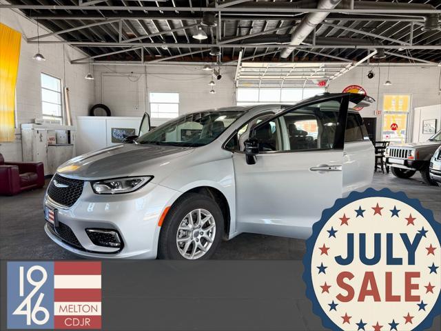 used 2024 Chrysler Pacifica car, priced at $21,600