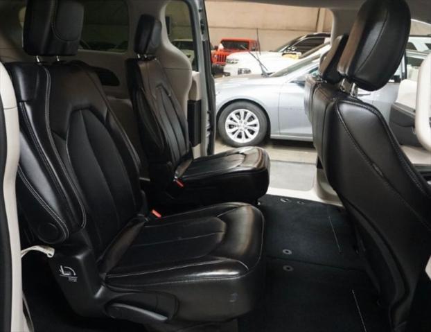 used 2024 Chrysler Pacifica car, priced at $26,258
