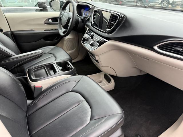 used 2024 Chrysler Pacifica car, priced at $24,946