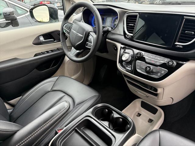 used 2024 Chrysler Pacifica car, priced at $24,946