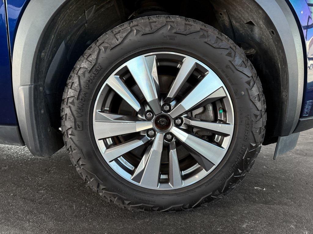 used 2022 Nissan Pathfinder car, priced at $23,946