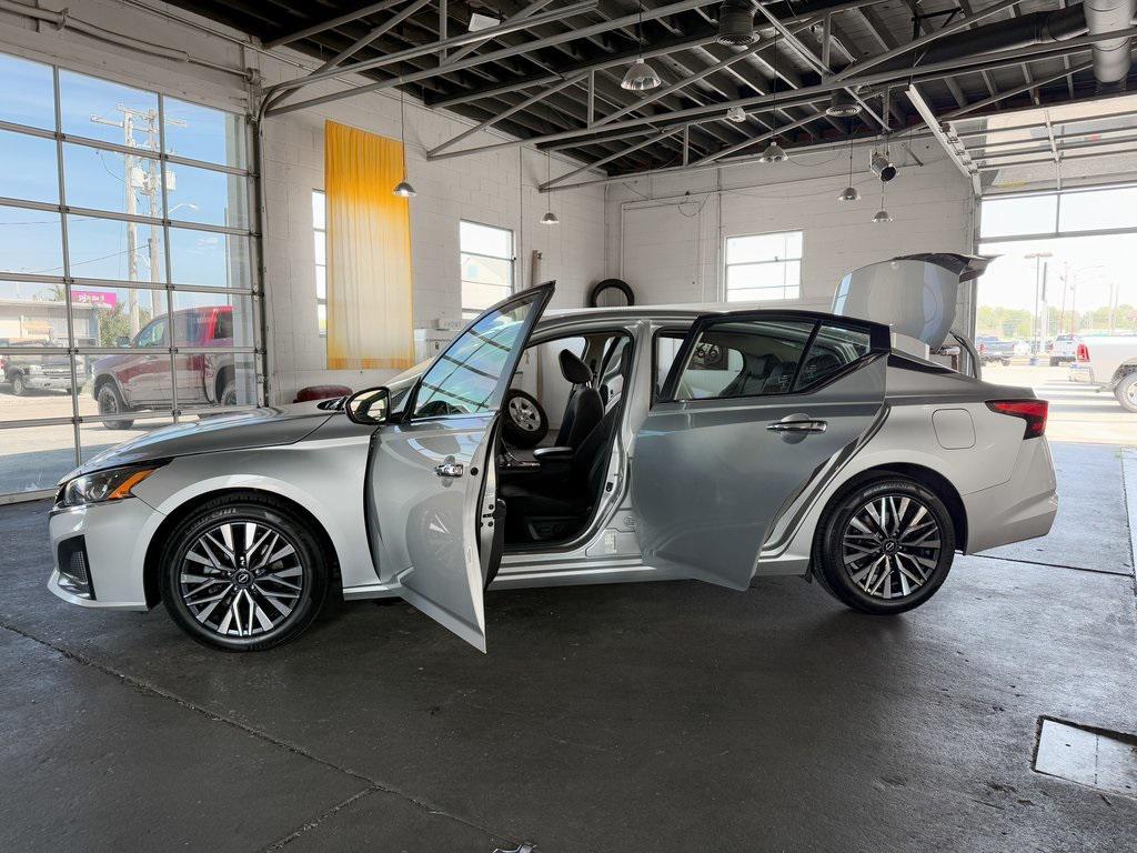 used 2023 Nissan Altima car, priced at $18,900