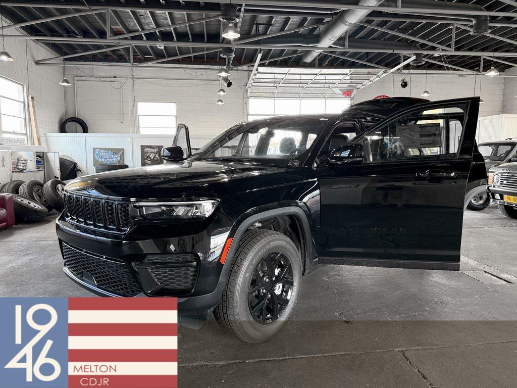 new 2025 Jeep Grand Cherokee car, priced at $43,448