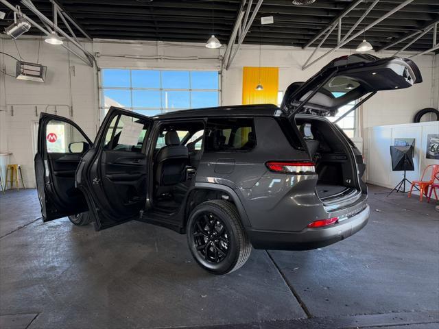 new 2025 Jeep Grand Cherokee L car, priced at $40,935