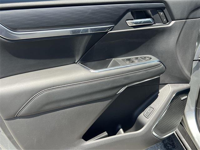 new 2025 GMC Acadia car, priced at $46,327