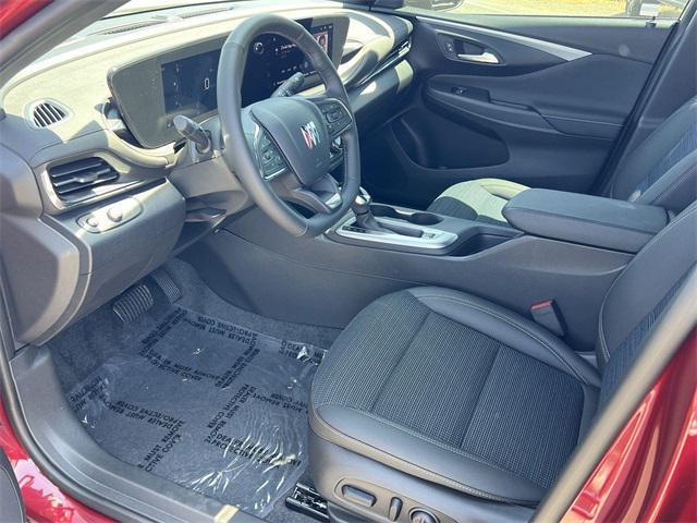 new 2025 Buick Envista car, priced at $25,129