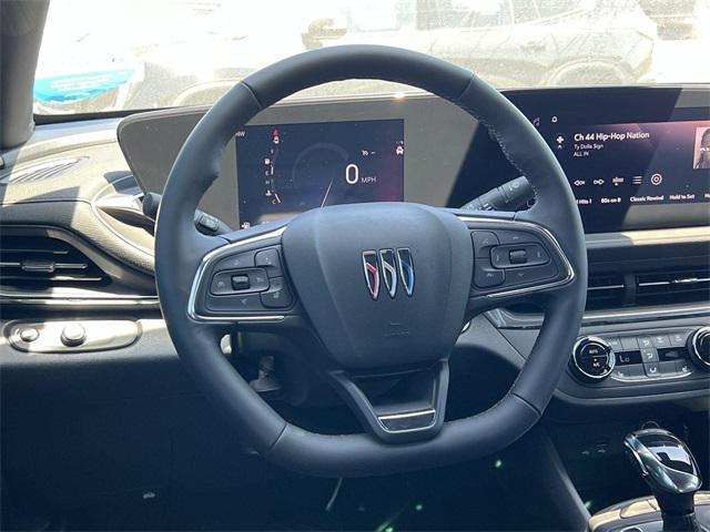 new 2025 Buick Envista car, priced at $25,129