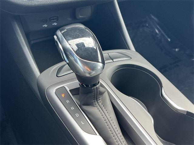 new 2025 Buick Envista car, priced at $22,201