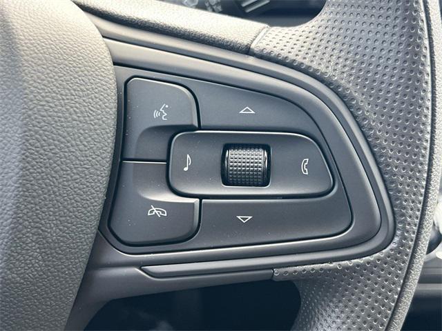new 2025 Buick Envista car, priced at $22,201