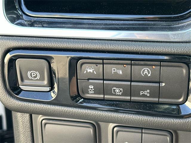 new 2025 GMC Yukon XL car, priced at $78,949