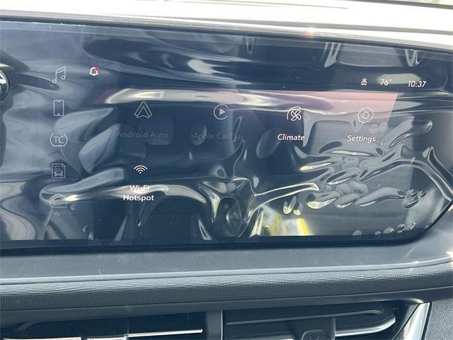 new 2025 Buick Envista car, priced at $22,201