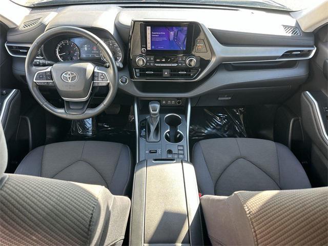 used 2023 Toyota Highlander car, priced at $30,295