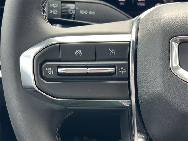 new 2025 GMC Canyon car, priced at $40,095