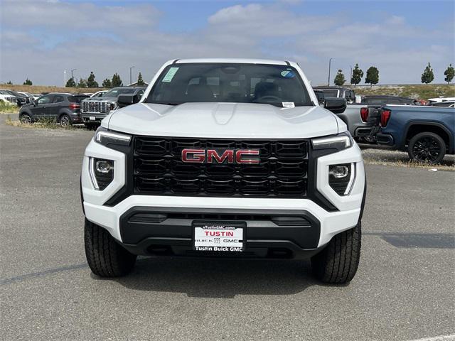 new 2025 GMC Canyon car, priced at $40,095