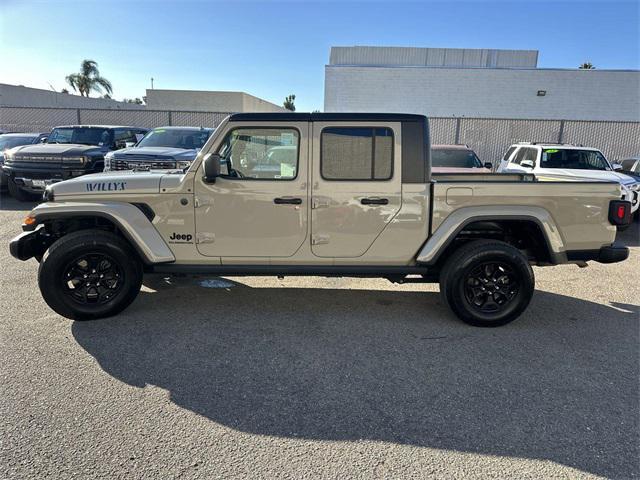 used 2022 Jeep Gladiator car, priced at $30,258