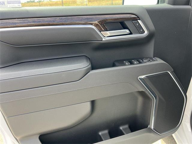 new 2025 GMC Sierra 1500 car, priced at $49,669