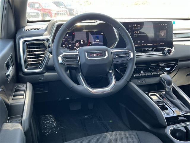 new 2025 GMC Canyon car, priced at $39,554